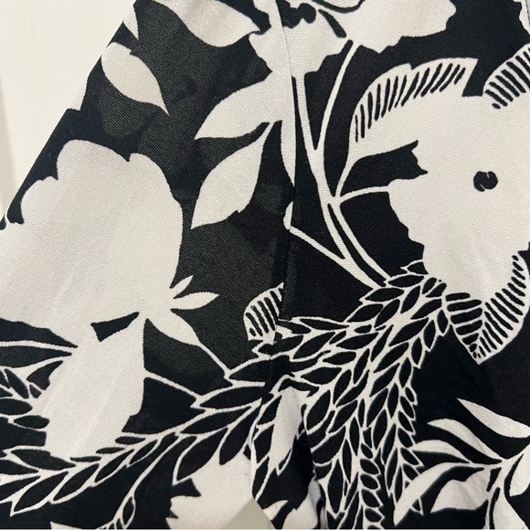 Floral Black and White Women's Wrap Top Y2K mesh - Picture 4 of 8